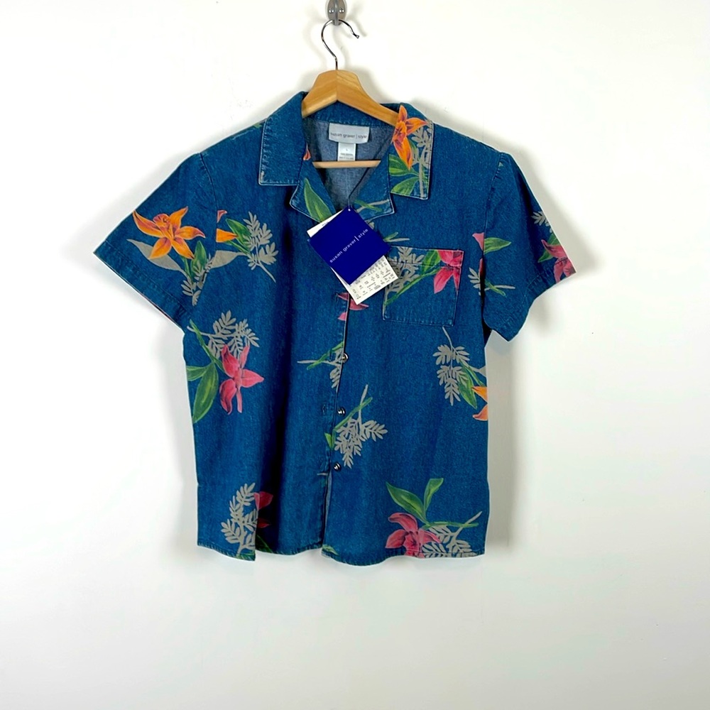Susan Graver Denim Button Down Floral Short Sleeve Blouse Womens L 1 Pocket - Picture 1 of 8